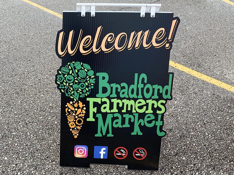 Bradford Farmers' Market sign