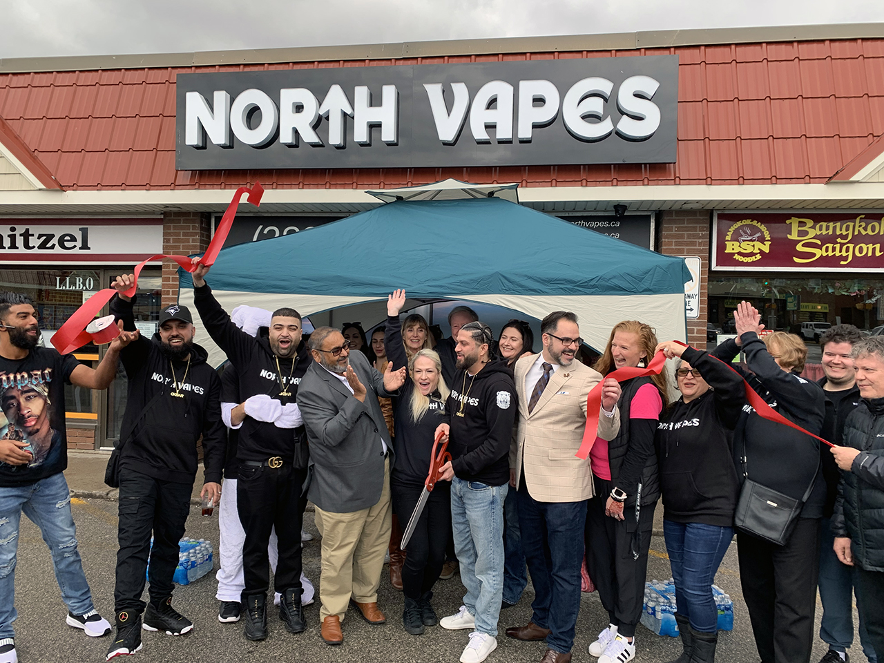 Grand Opening of North Vapes