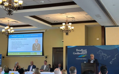 Mayor’s Breakfast packs in a crowd at The Club at Bond Head